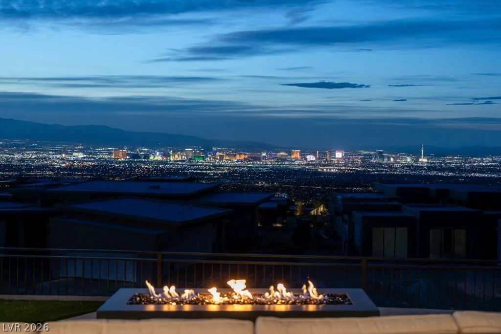 12 Chisel Crest, Henderson, NV 89012