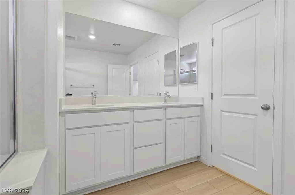 4290 Yucca Brevi, Las Vegas, NV 89139