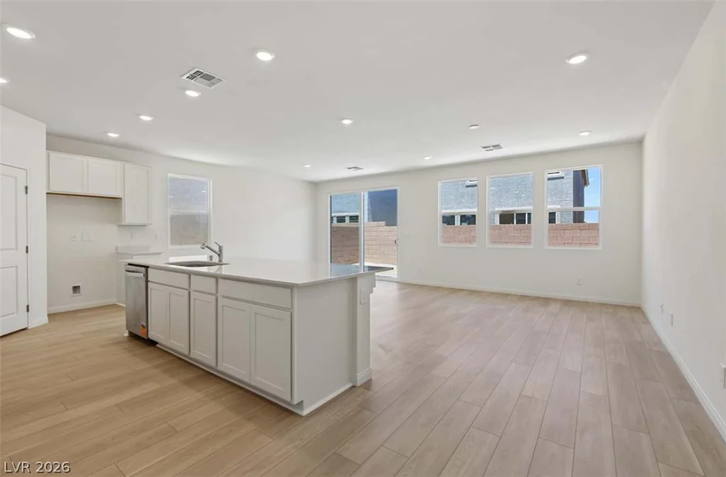 4290 Yucca Brevi, Las Vegas, NV 89139