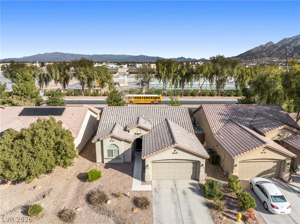 6168 Forest Pony, Las Vegas, NV 89122