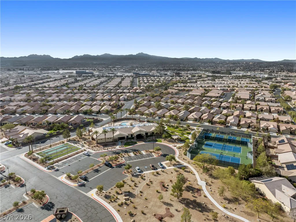 6168 Forest Pony, Las Vegas, NV 89122