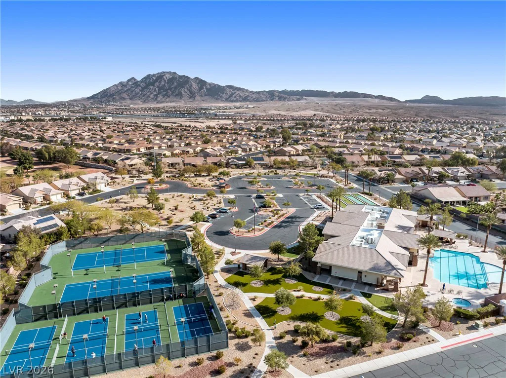 6168 Forest Pony, Las Vegas, NV 89122
