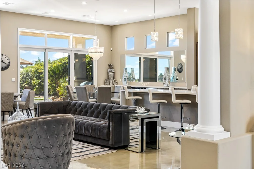 9601 Canyon Mesa, Las Vegas, NV 89144