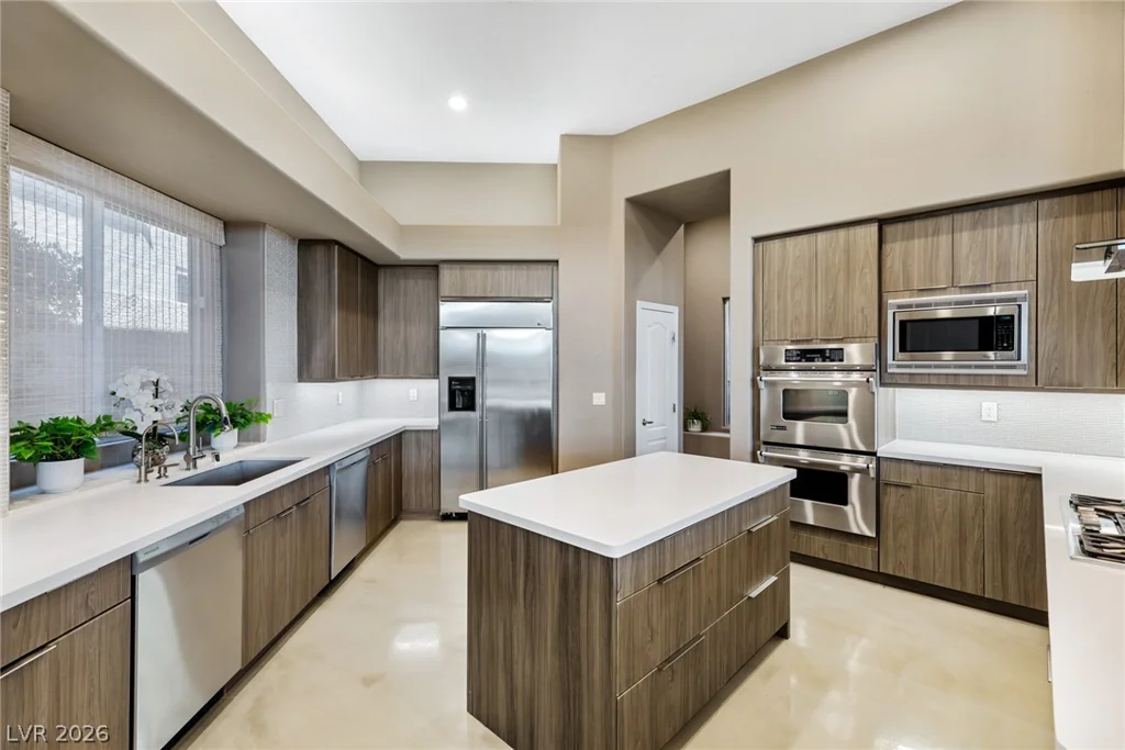 9601 Canyon Mesa, Las Vegas, NV 89144
