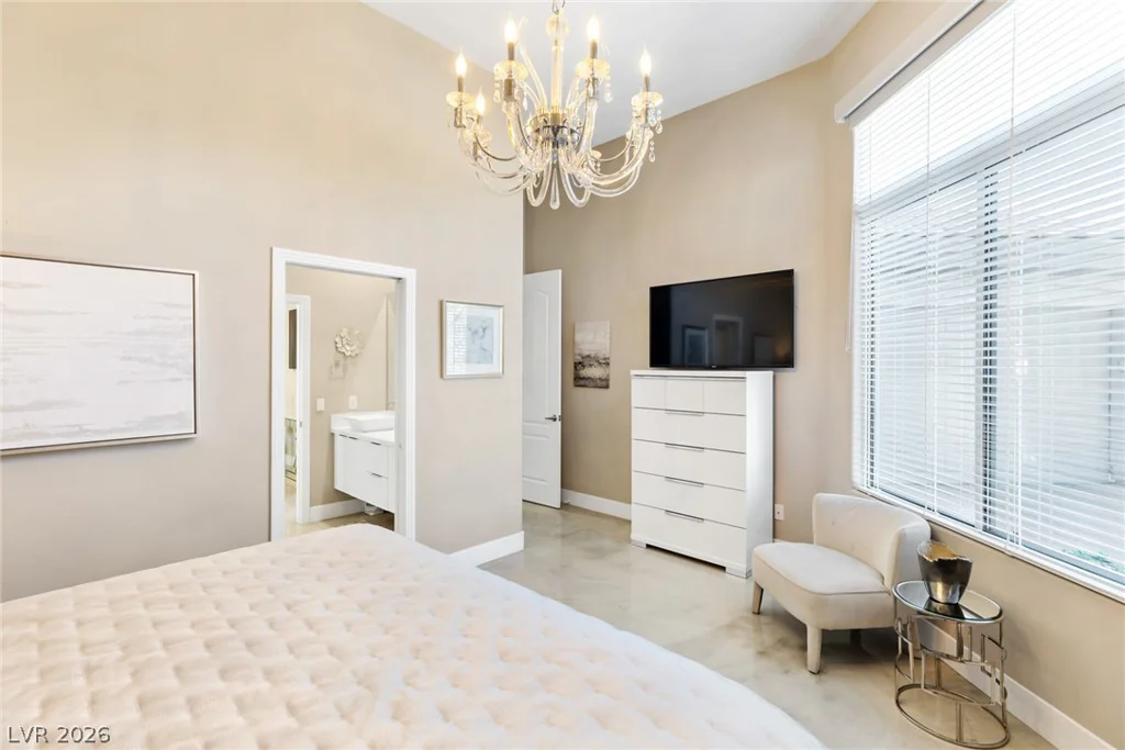 9601 Canyon Mesa, Las Vegas, NV 89144