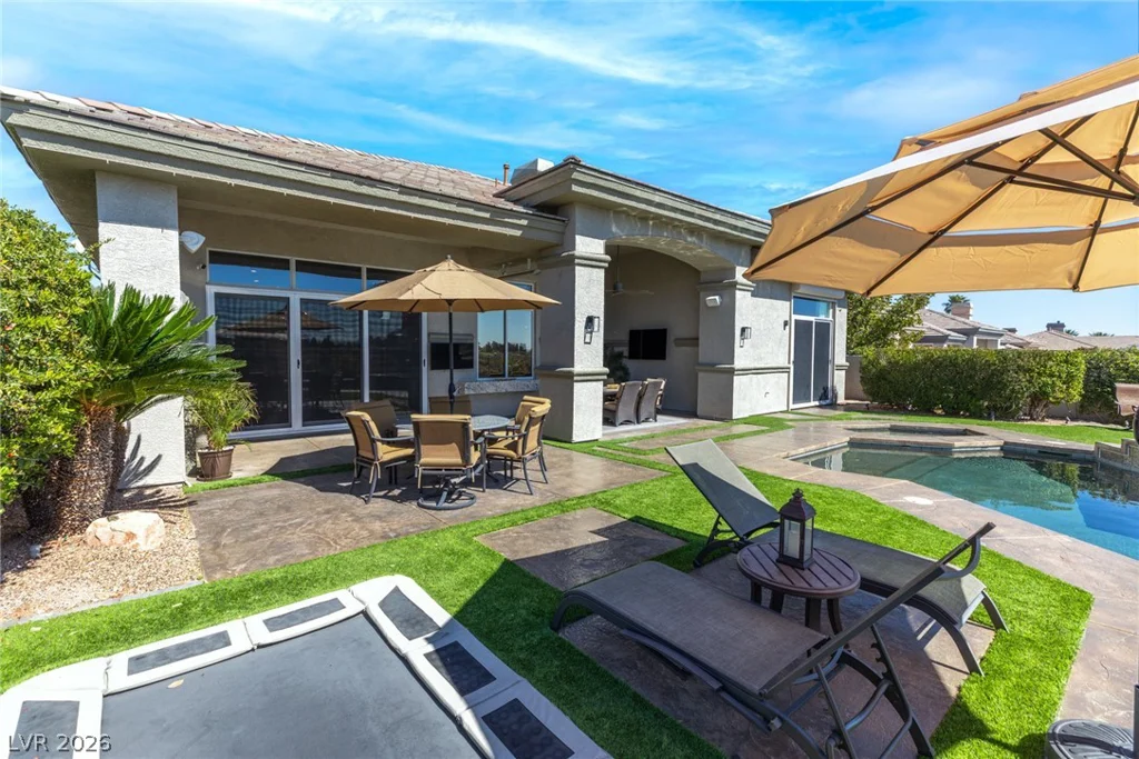 9601 Canyon Mesa, Las Vegas, NV 89144
