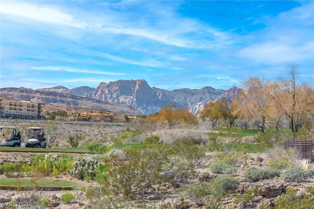 9601 Canyon Mesa, Las Vegas, NV 89144