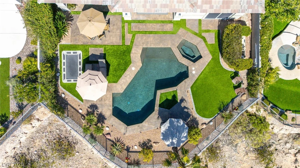 9601 Canyon Mesa, Las Vegas, NV 89144