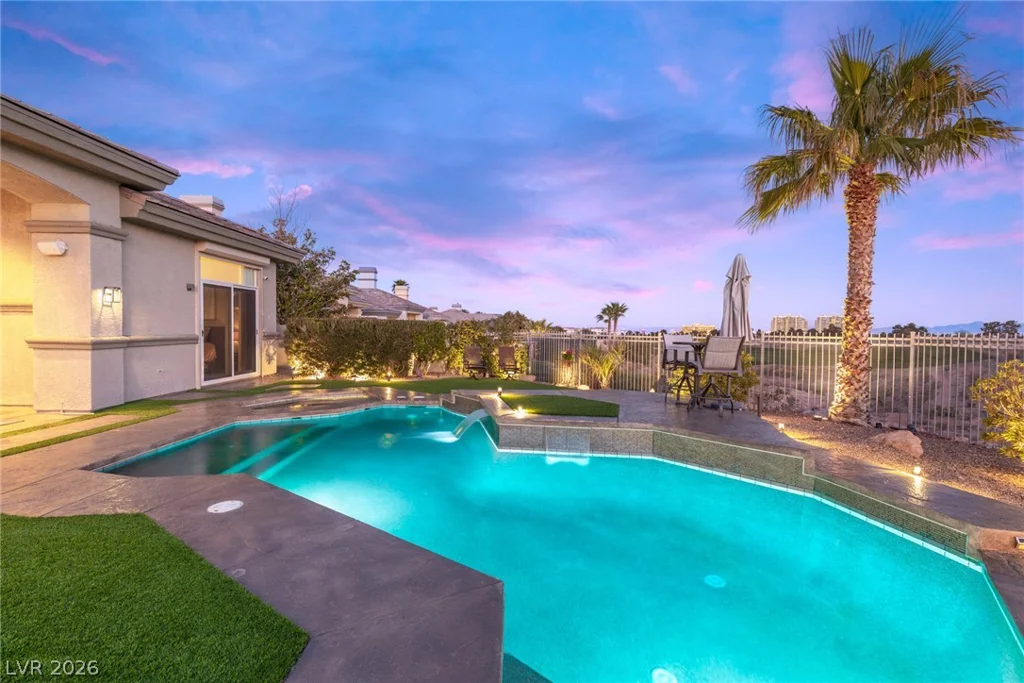 9601 Canyon Mesa, Las Vegas, NV 89144