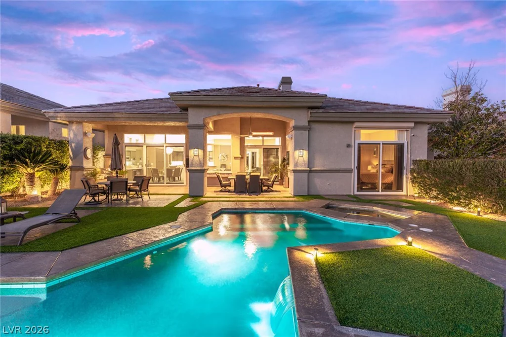 9601 Canyon Mesa, Las Vegas, NV 89144
