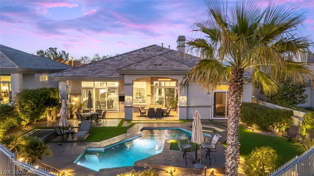 9601 Canyon Mesa, Las Vegas, NV 89144