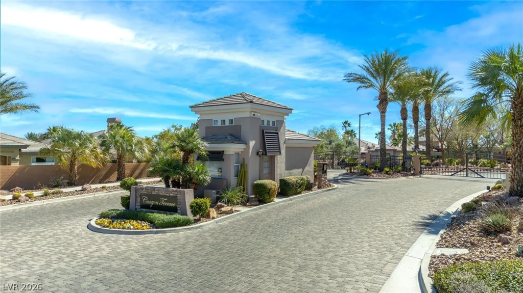 9601 Canyon Mesa, Las Vegas, NV 89144