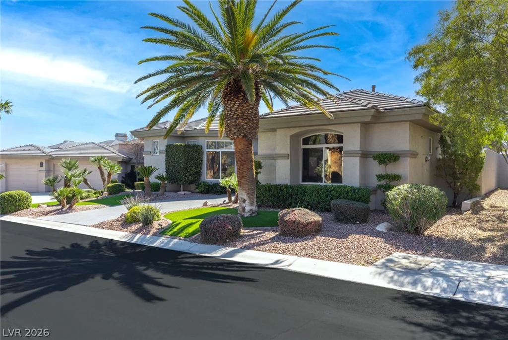 9601 Canyon Mesa, Las Vegas, NV 89144