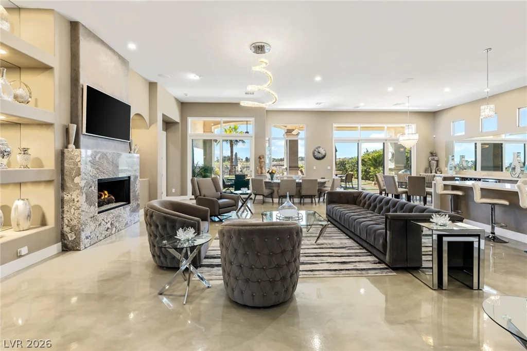 9601 Canyon Mesa, Las Vegas, NV 89144