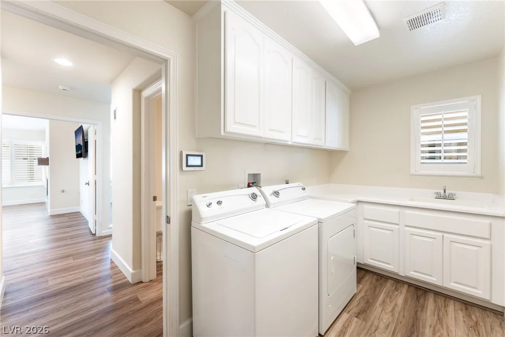 7901 Magnolia Glen, Las Vegas, NV 89128