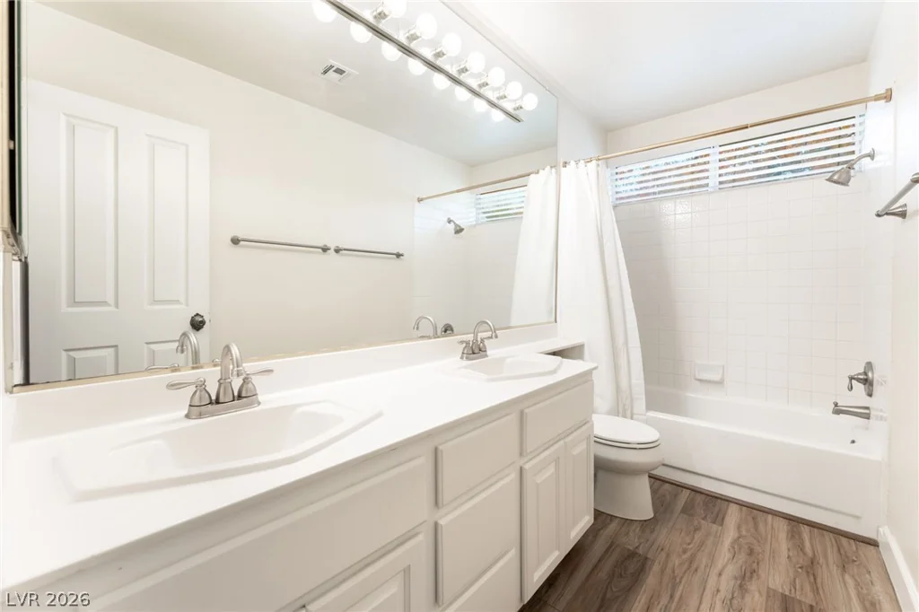7901 Magnolia Glen, Las Vegas, NV 89128