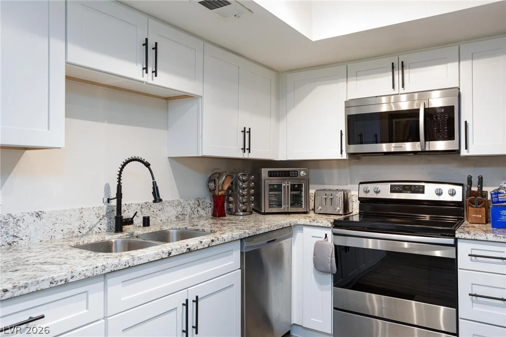 1844 Arbol Verde, Las Vegas, NV 89119