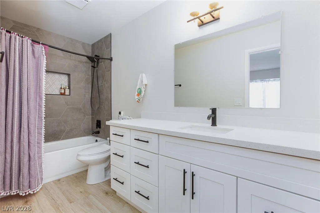 1844 Arbol Verde, Las Vegas, NV 89119