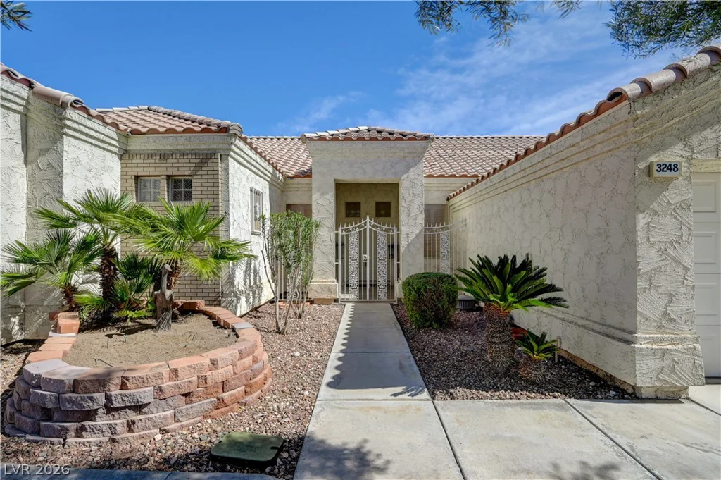3248 Cambridgeshire, Las Vegas, NV 89146