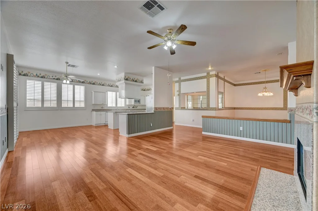 3248 Cambridgeshire, Las Vegas, NV 89146