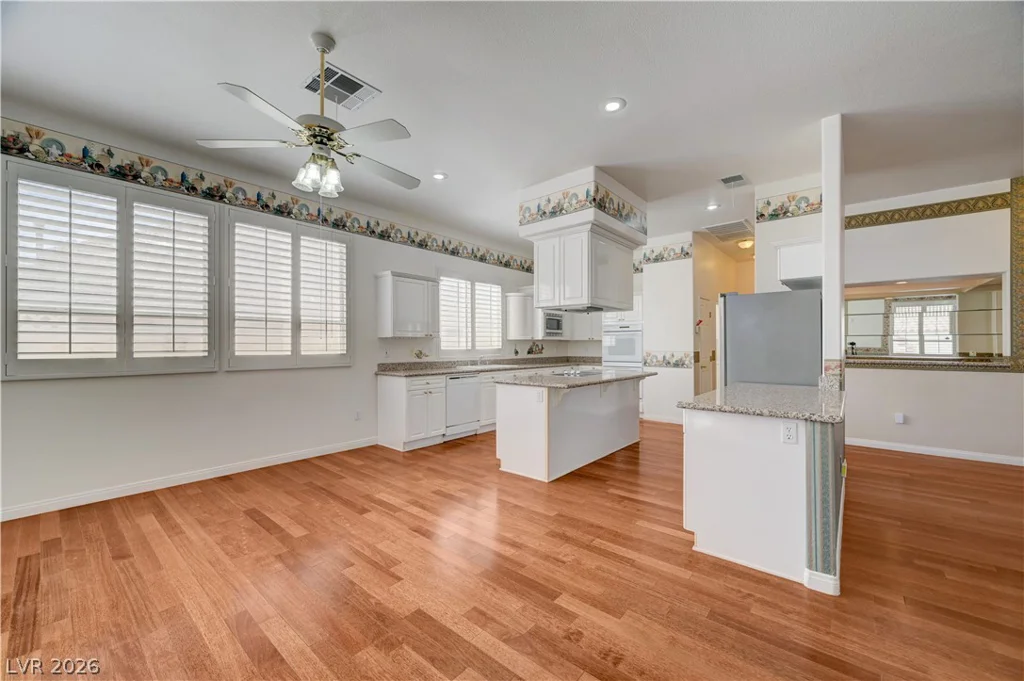 3248 Cambridgeshire, Las Vegas, NV 89146