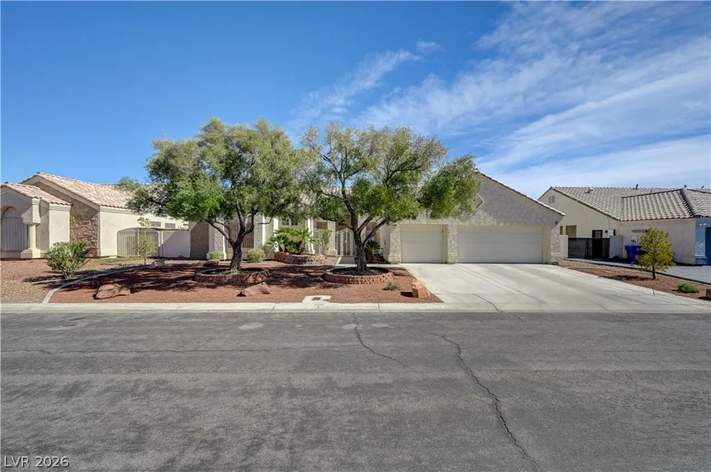 3248 Cambridgeshire, Las Vegas, NV 89146