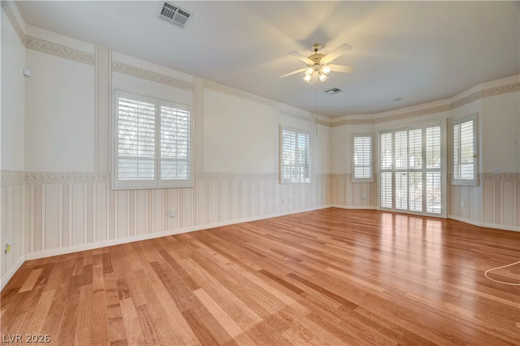 3248 Cambridgeshire, Las Vegas, NV 89146