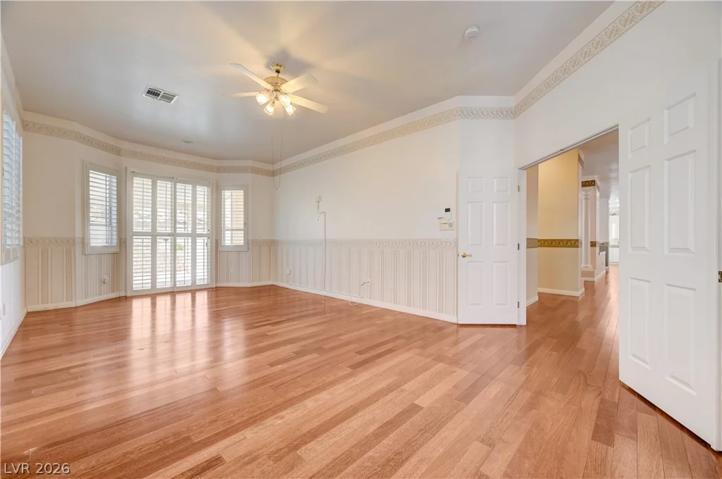3248 Cambridgeshire, Las Vegas, NV 89146