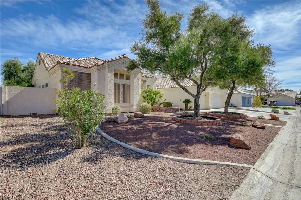 3248 Cambridgeshire, Las Vegas, NV 89146