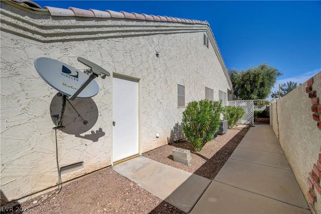 3248 Cambridgeshire, Las Vegas, NV 89146