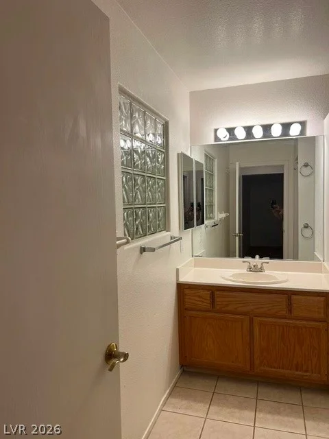 3422 Creek River, Las Vegas, NV 89129