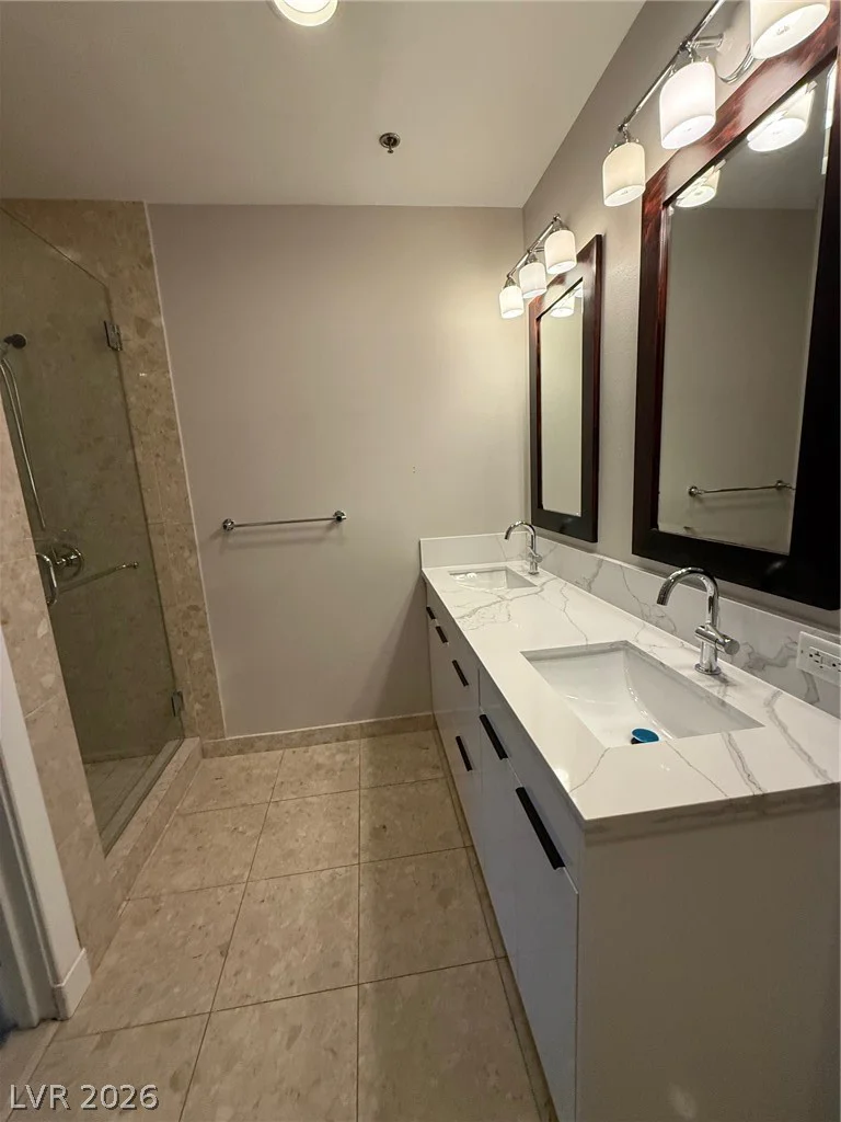 4525 Dean Martin, Las Vegas, NV 89103