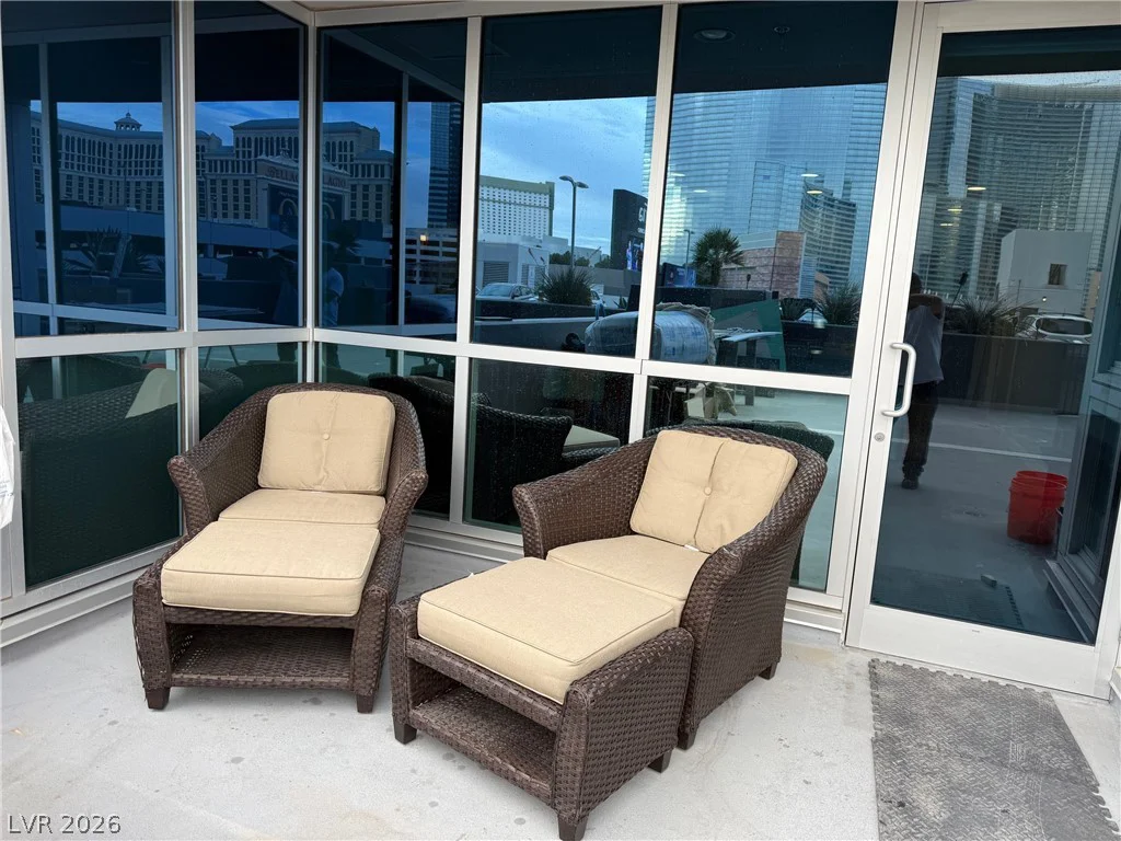 4525 Dean Martin, Las Vegas, NV 89103