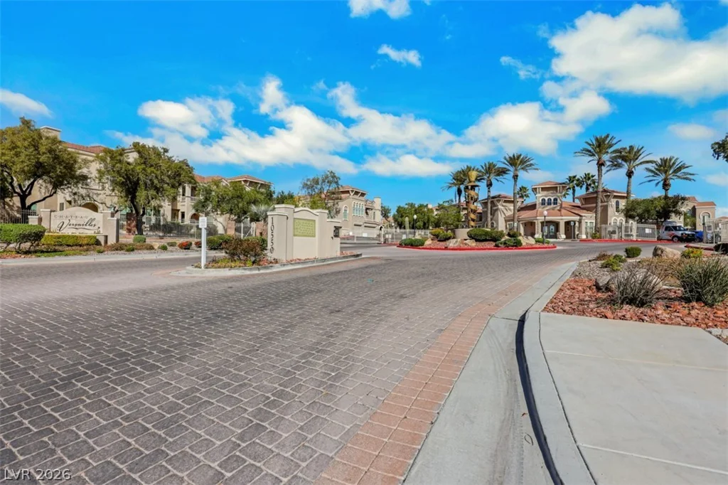 10550 Alexander, Las Vegas, NV 89129