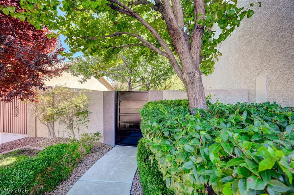 1513 Waterford Falls, Las Vegas, NV 89123