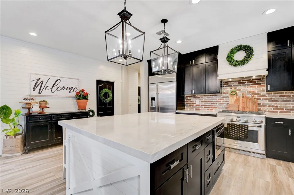 1513 Waterford Falls, Las Vegas, NV 89123