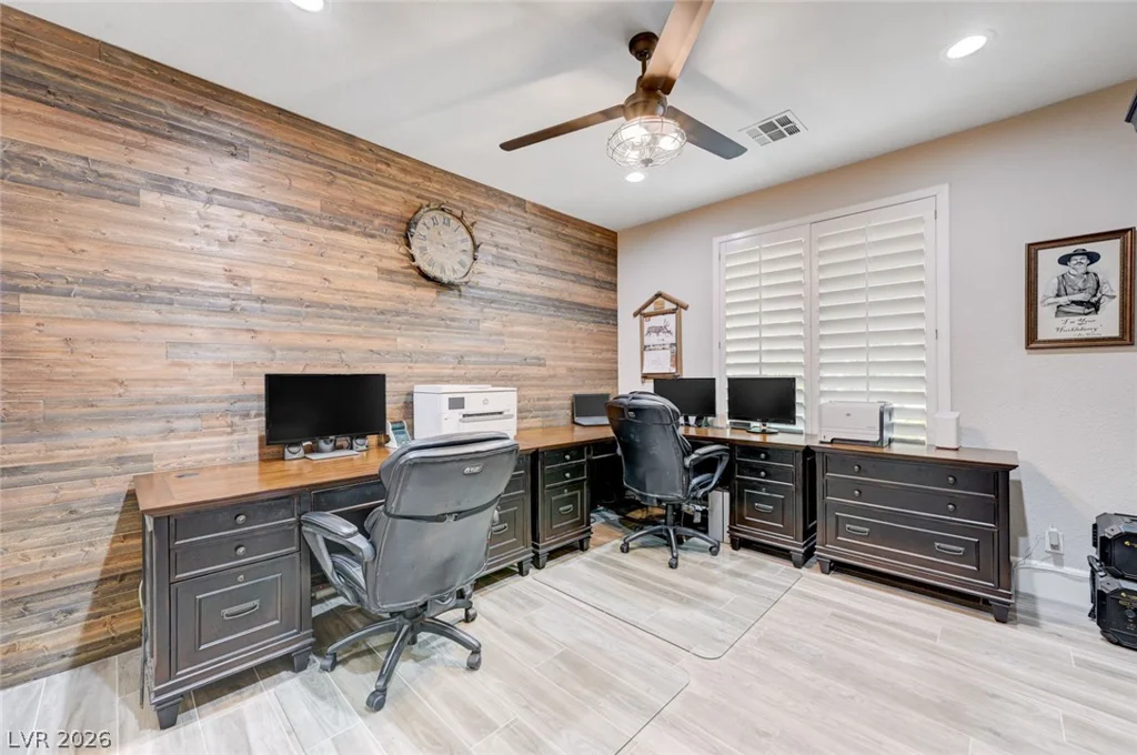 1513 Waterford Falls, Las Vegas, NV 89123