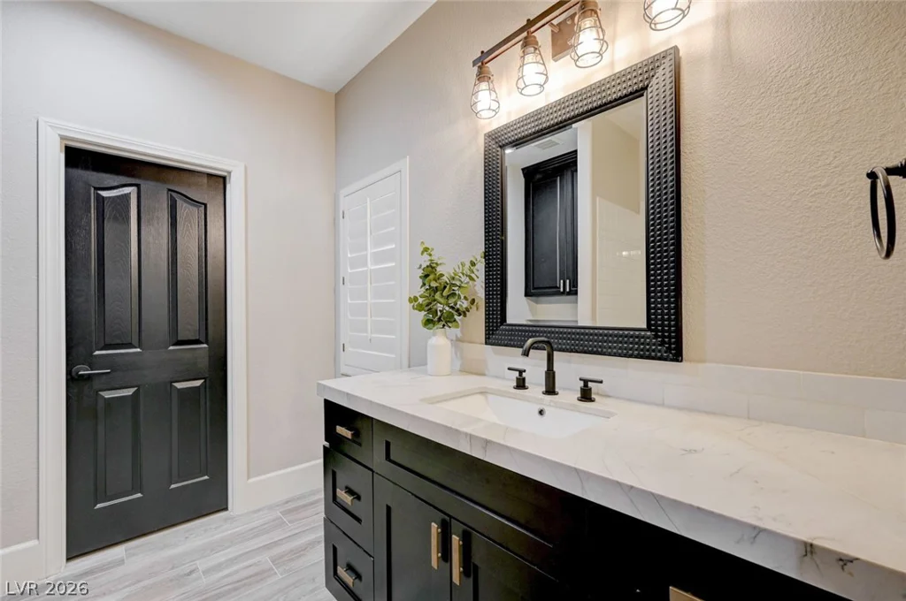1513 Waterford Falls, Las Vegas, NV 89123