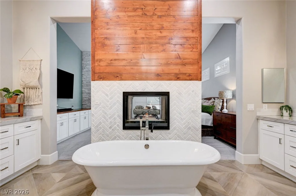1513 Waterford Falls, Las Vegas, NV 89123