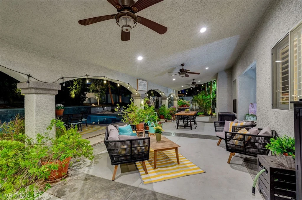 1513 Waterford Falls, Las Vegas, NV 89123