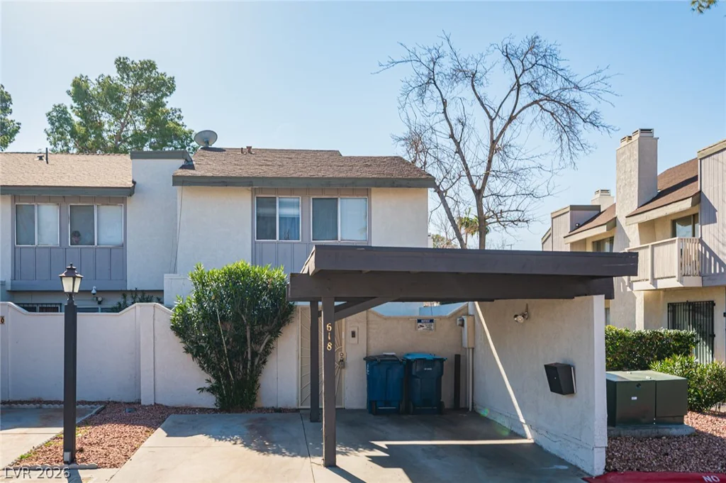 618 Rolling Green, Las Vegas, NV 89169