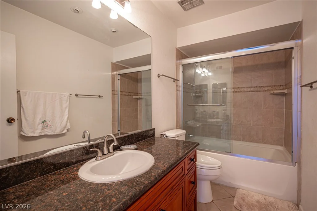 618 Rolling Green, Las Vegas, NV 89169