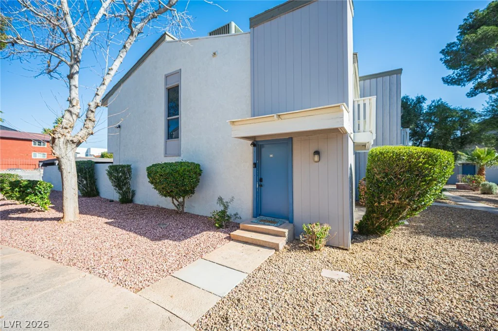 618 Rolling Green, Las Vegas, NV 89169