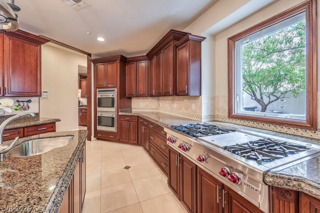 2265 Coral Ridge, Henderson, NV 89052