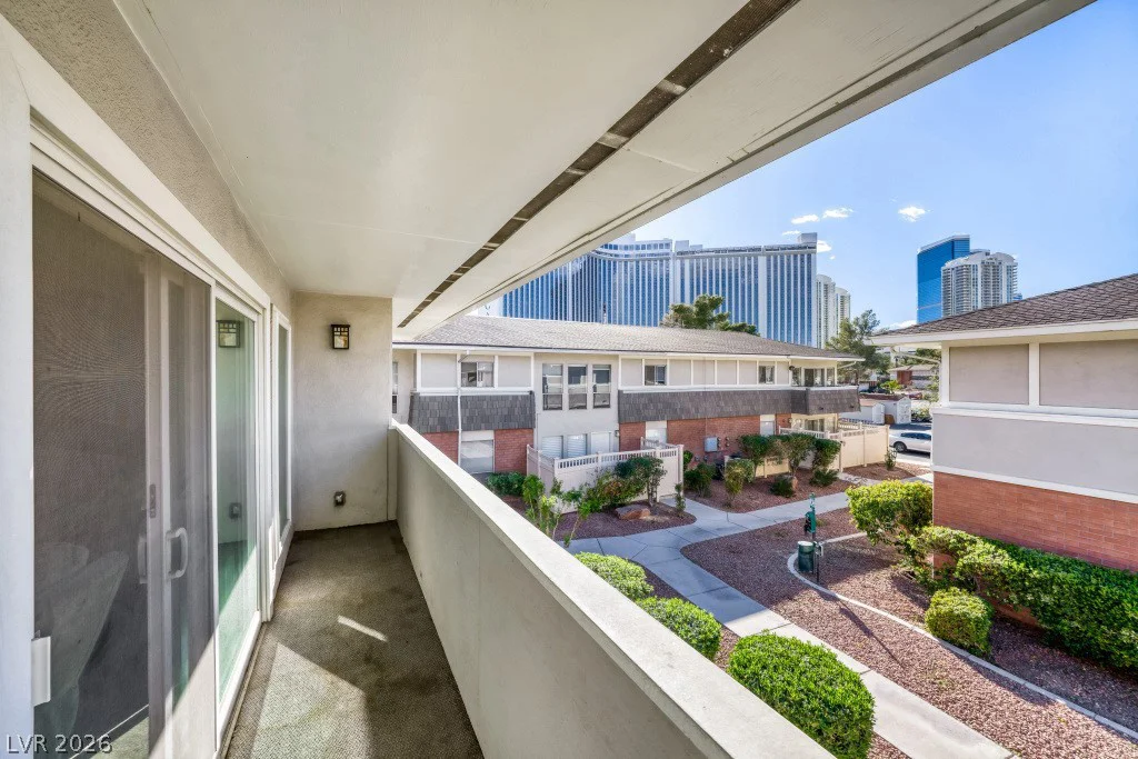 2838 Geary, Las Vegas, NV 89109