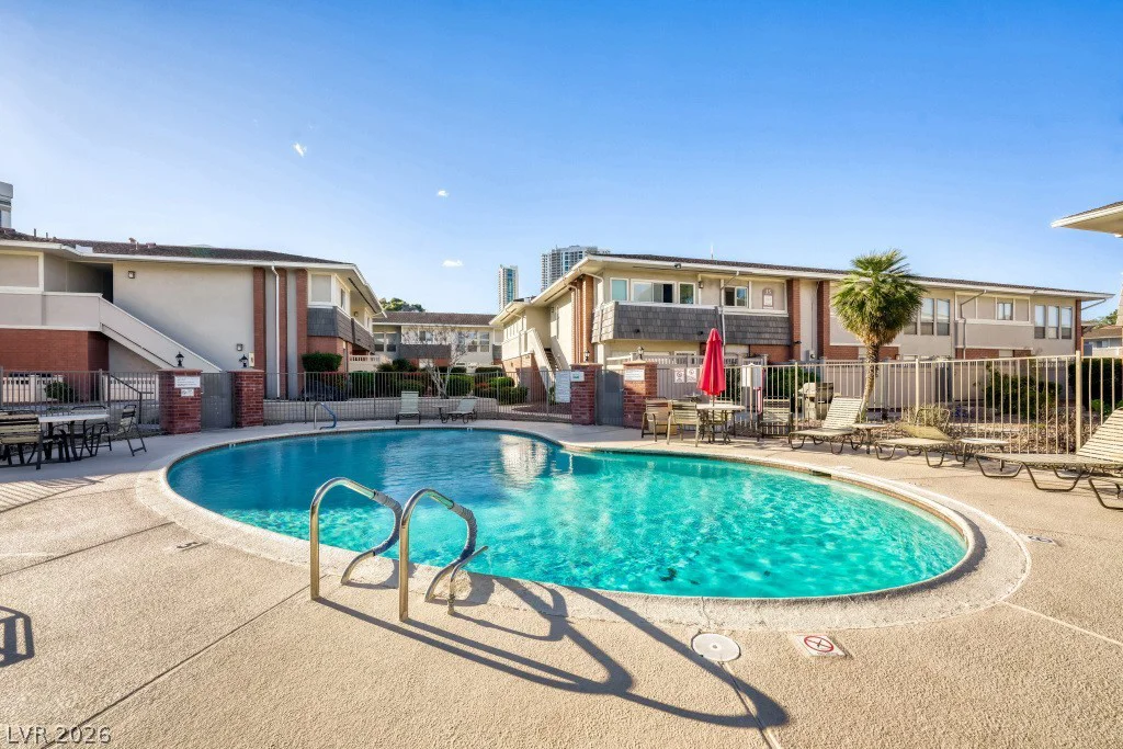 2838 Geary, Las Vegas, NV 89109