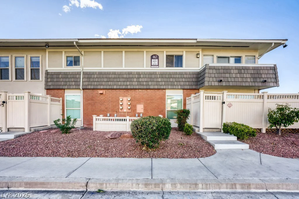 2838 Geary, Las Vegas, NV 89109