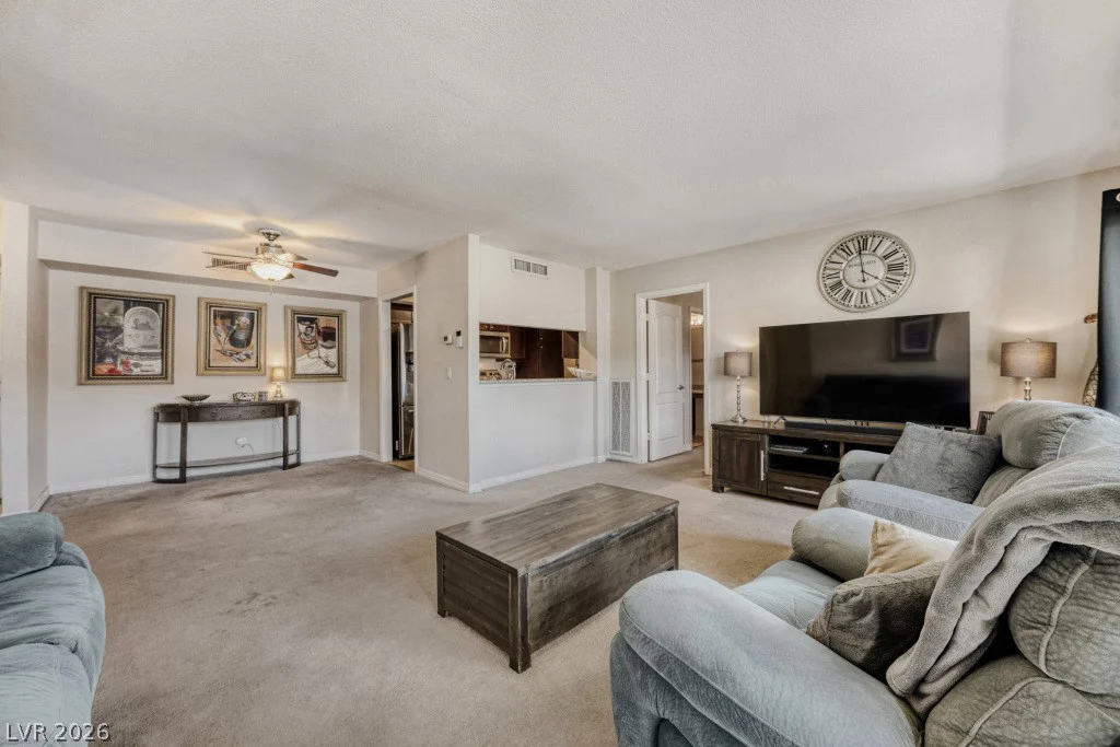 2838 Geary, Las Vegas, NV 89109