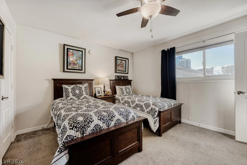 2838 Geary, Las Vegas, NV 89109