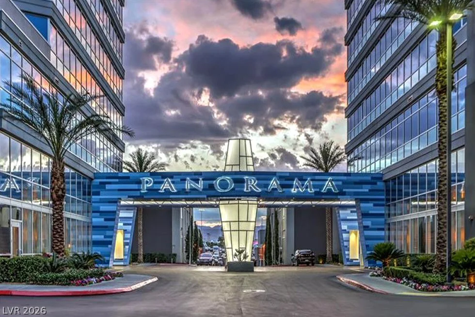 4525 Dean Martin, Las Vegas, NV 89103
